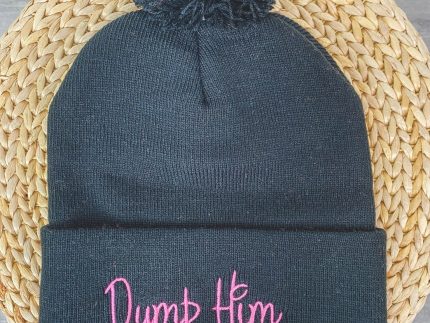 Dump him beanie pink/black