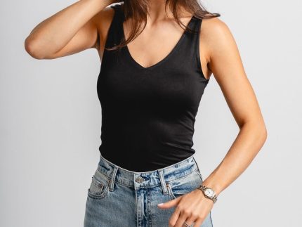 Double v tank bodysuit black