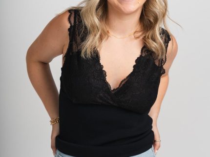Scallop lace tank top black